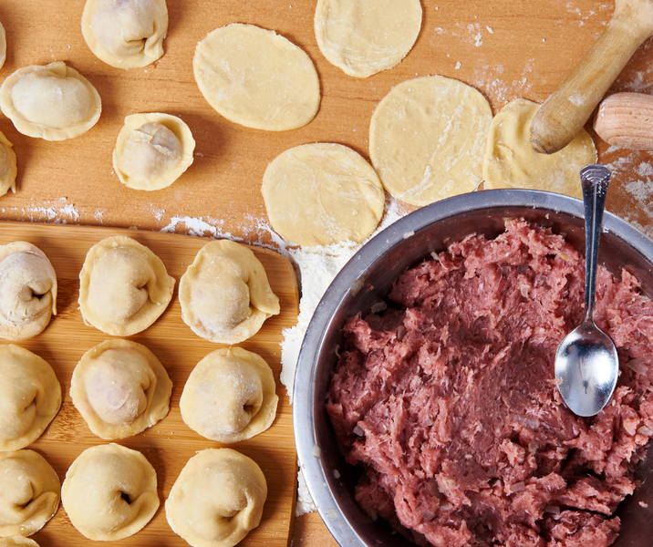 Домашние пельмени с курицей: рецепт для гурманов